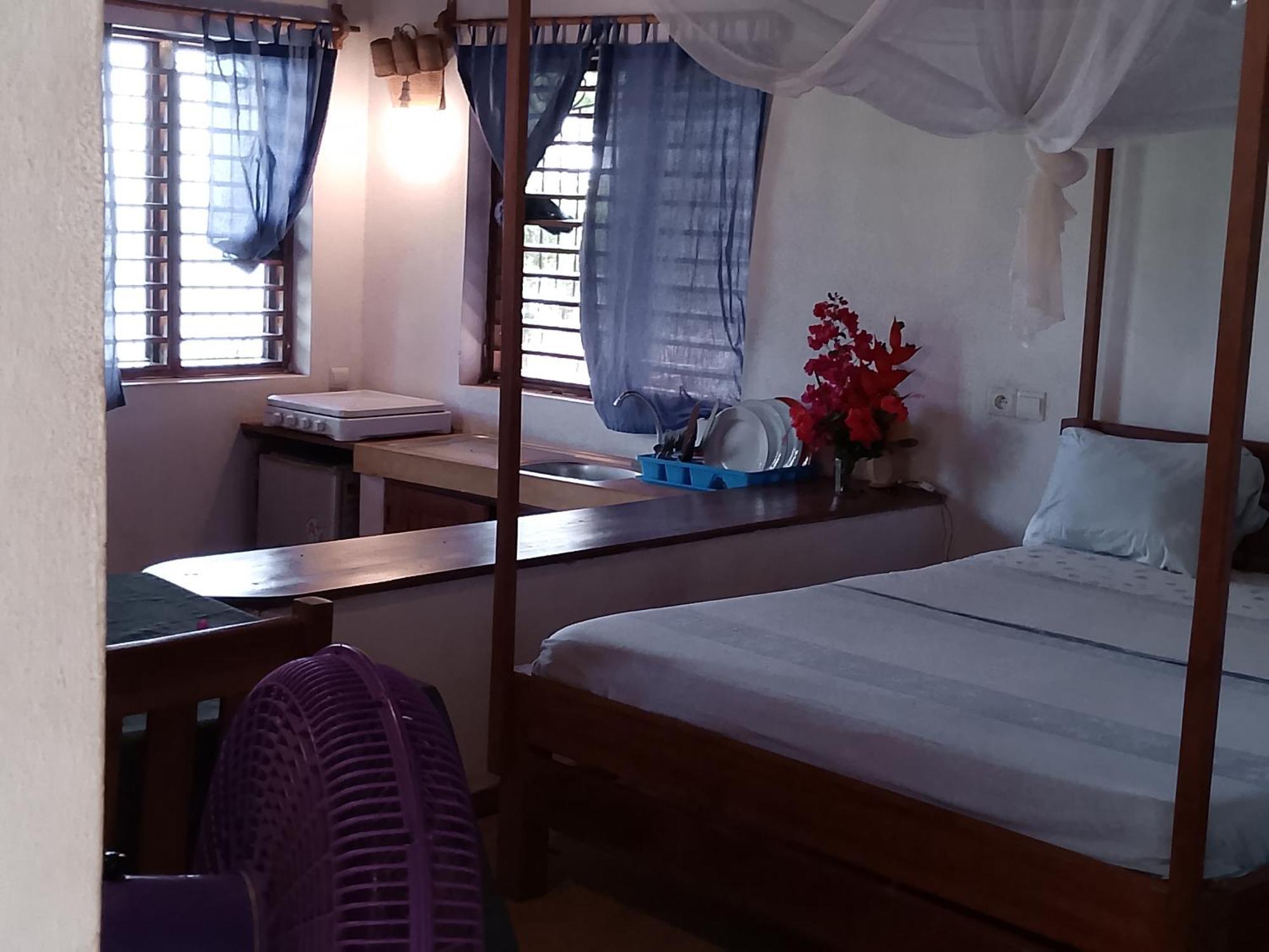 Colibri Lodge Ambatoloaka  Bagian luar foto